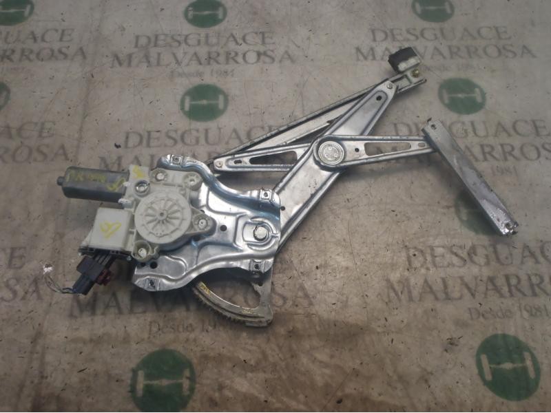 Recambio de elevalunas delantero derecho para toyota avensis berlina (t25) 2.0 executive sedán (4-ptas.) referencia OEM IAM   