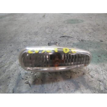 PILOTO LATERAL DERECHO 923033L100 