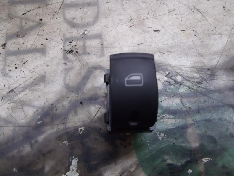 Recambio de mando elevalunas trasero derecho para audi a3 sportback (8p) 1.9 tdi attraction referencia OEM IAM 4F0959855A5PR  