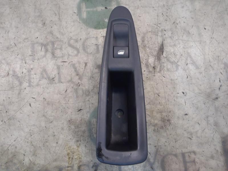 Recambio de mando elevalunas trasero derecho para citroën c4 berlina sx referencia OEM IAM 9300P1  