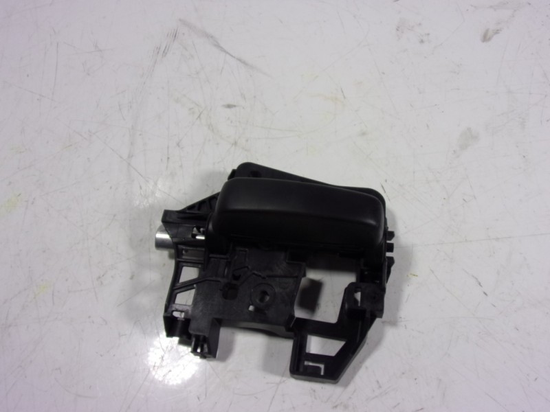 Recambio de maneta interior lateral derecha para toyota proace referencia OEM IAM   