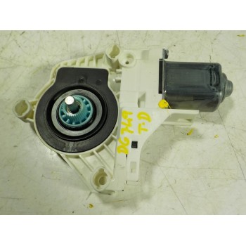 MOTOR ELEVALUNAS TRASERO DERECHO 8K0959811A 8K0959811A 