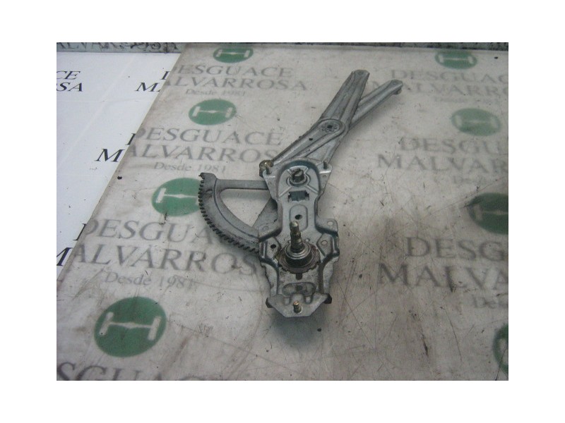 Recambio de elevalunas trasero izquierdo para peugeot 205 berlina 1.8 diesel referencia OEM IAM   