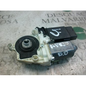 MOTOR ELEVALUNAS DELANTERO DERECHO 