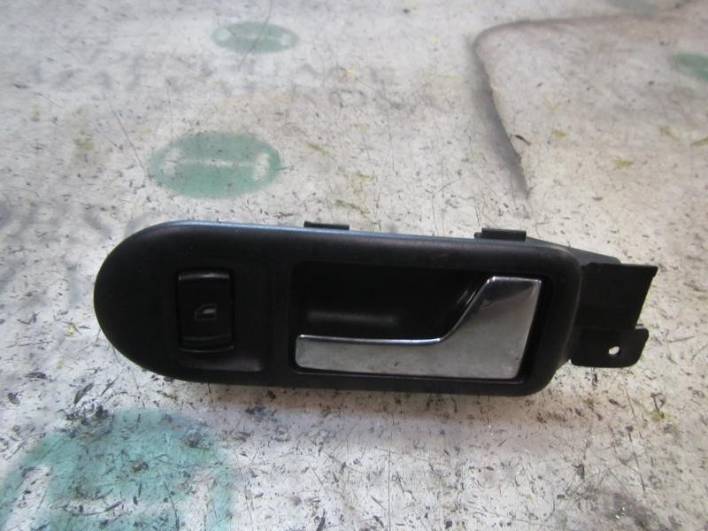 Recambio de maneta interior delantera derecha para volkswagen golf iv berlina (1j1) conceptline referencia OEM IAM   