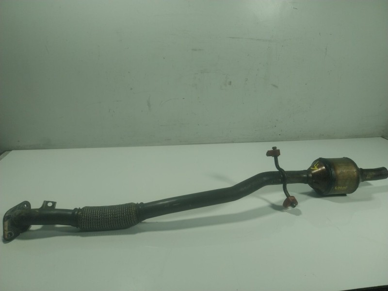 Recambio de catalizador para mg zs suv (azs1) 1.5 vti referencia OEM IAM  11102842 