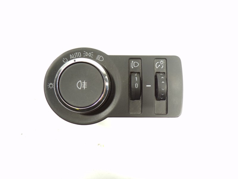Recambio de mando luces para opel insignia berlina 2.0 cdti cat referencia OEM IAM 23197915 13268704 