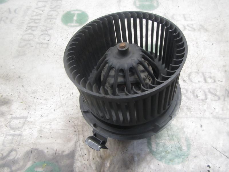 Recambio de motor calefaccion para dacia logan 1.5 dci diesel cat referencia OEM IAM 272106020R 012553347014 012553347014