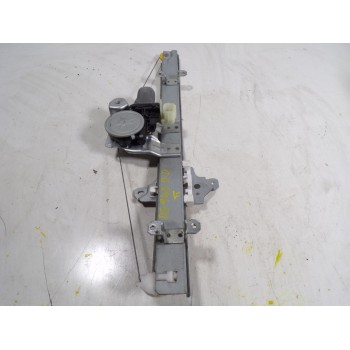 ELEVALUNAS DELANTERO DERECHO 807204CA0A 807314CA0A 261005640