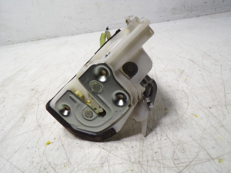 Recambio de cerradura puerta trasera derecha para mazda cx-5 center-line 2wd referencia OEM IAM KD5372310 3K06FO668 