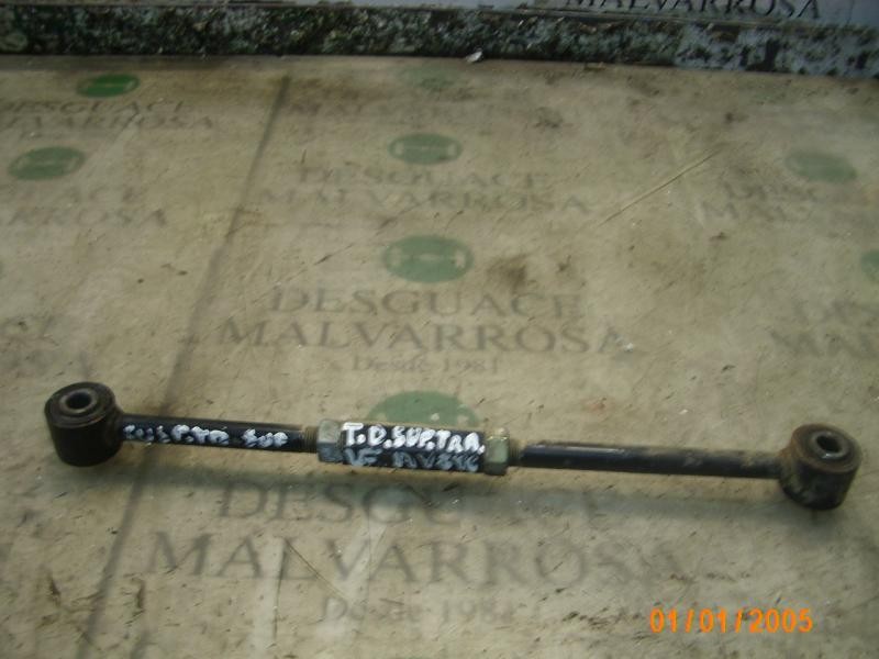 Recambio de brazo suspension superior trasero derecho para kia carens 2.0 crdi ex monovolumen referencia OEM IAM 0K2FA28600  