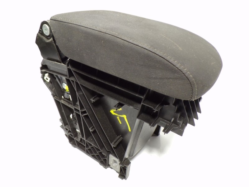 Recambio de apoyabrazos central para volkswagen golf vii variant 1.6 tdi dpf referencia OEM IAM 5G0864207DAMK 1447108615 