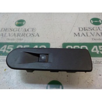 MANDO ELEVALUNAS DELANTERO DERECHO 254218614R 
