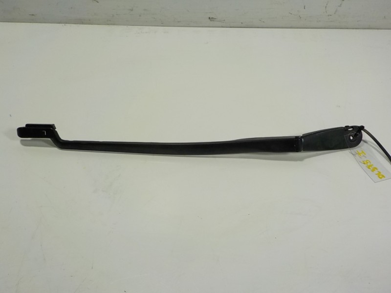 Recambio de brazo limpia delantero izquierdo para peugeot 508 sw 1.5 blue-hdi fap referencia OEM IAM 9823606980  