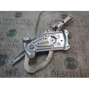 ELEVALUNAS DELANTERO DERECHO 807200001R 