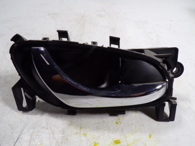 Recambio de maneta interior trasera derecha para nissan x-trail (t32) acenta 4x4 referencia OEM IAM 806704CE0A  