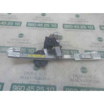 ELEVALUNAS DELANTERO DERECHO 