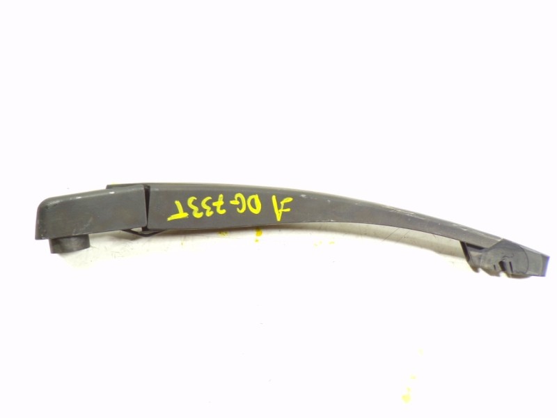 Recambio de brazo limpia trasero para peugeot 208 1.6 blue-hdi fap referencia OEM IAM 1608396380  
