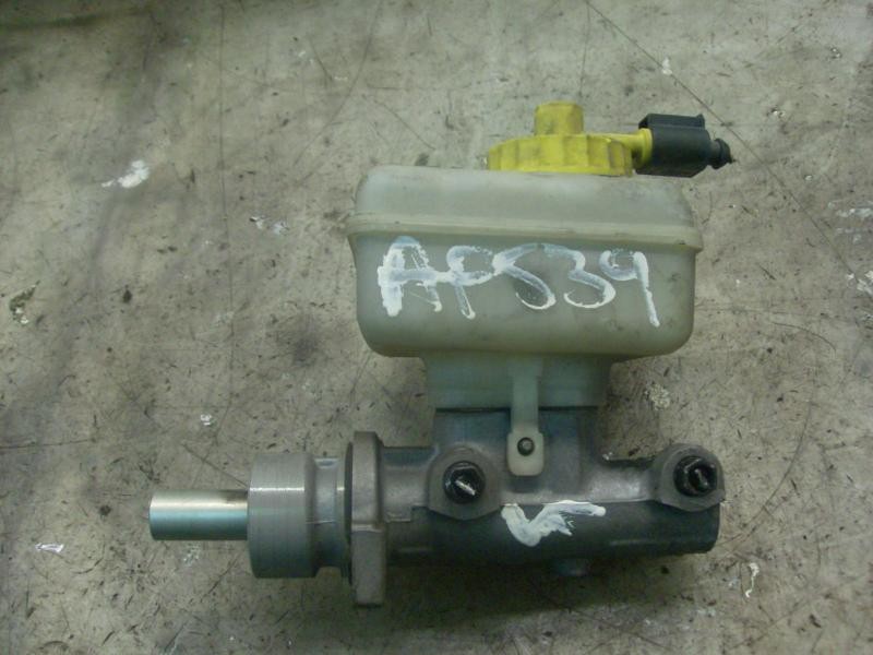 Recambio de bomba freno para volkswagen golf iv berlina (1j1) básico referencia OEM IAM   