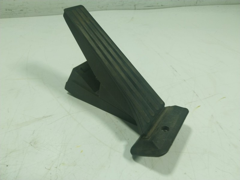 Recambio de potenciometro pedal para bmw x3 (e83) xdrive 20d referencia OEM IAM 35406889823 35426789999 