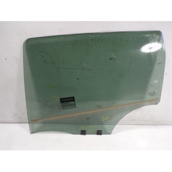 CRISTAL PUERTA TRASERO IZQUIERDO 823019956R 