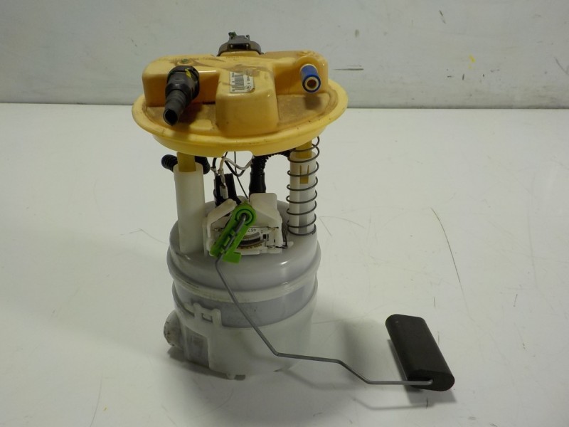 Recambio de aforador para renault captur 1.2 tce energy referencia OEM IAM 172021485R 172021485R 100126975AA