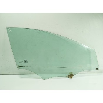 CRISTAL PUERTA DELANTERO DERECHO 82421A6020 
