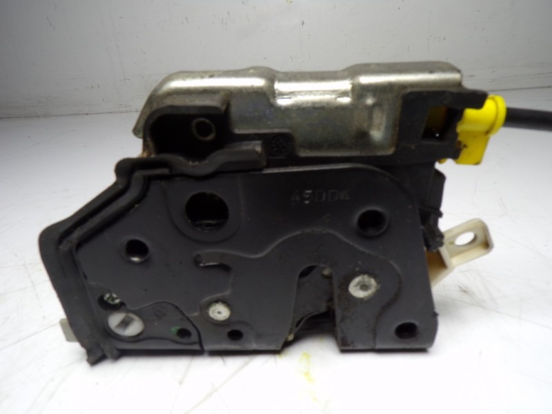 Recambio de cerradura puerta delantera derecha para audi a1 (8x) 1.6 tdi referencia OEM IAM 8X1837016A 8X1837016A 