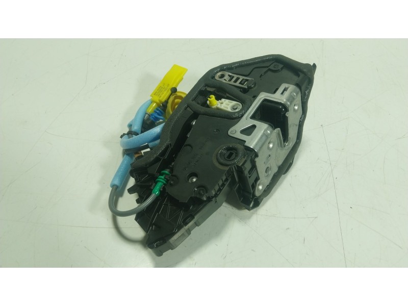 Recambio de cerradura puerta trasera derecha para bmw 2 gran coupe (f44) 218 i referencia OEM IAM 51227956144 795614407 