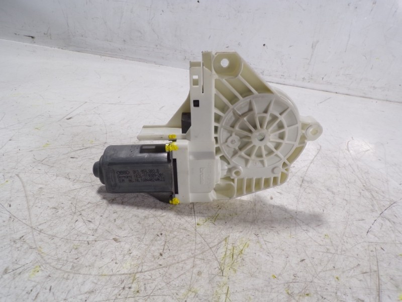 Recambio de motor elevalunas delantero izquierdo para seat alhambra (711) 2.0 tdi referencia OEM IAM 8K0959802B 8K0959802B 