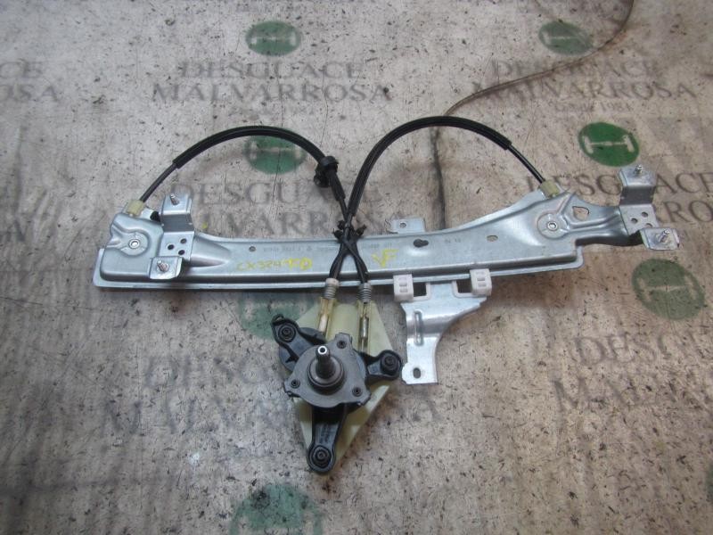 Recambio de elevalunas trasero derecho para renault megane iii berlina 5 p dynamique referencia OEM IAM 827200003R  