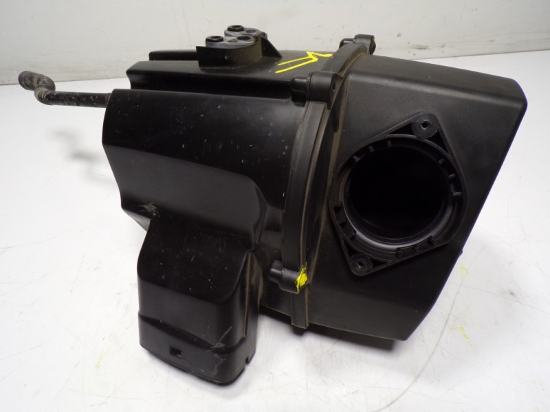 Recambio de filtro aire para audi a1 (8x) 1.6 tdi referencia OEM IAM 6R0129607E 6R0129601C 