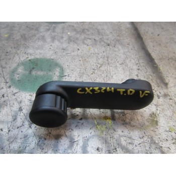 MANETA ELEVALUNAS TRASERA DERECHA 8200673745 