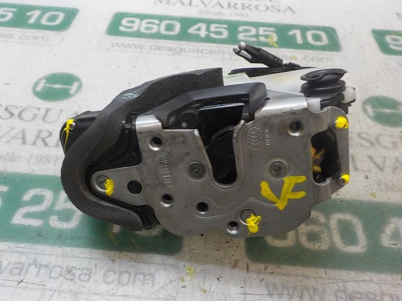 Recambio de cerradura puerta trasera izquierda para opel insignia berlina selective referencia OEM IAM 13579555  