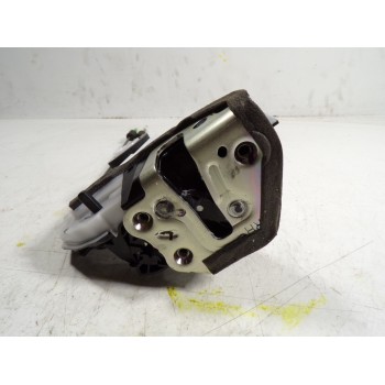 CERRADURA PUERTA TRASERA DERECHA 690500K110 