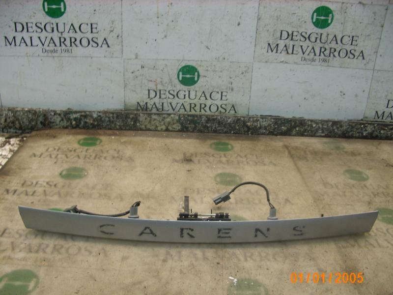 Recambio de maneta porton para kia carens 2.0 crdi ex monovolumen referencia OEM IAM 0K34A62410  