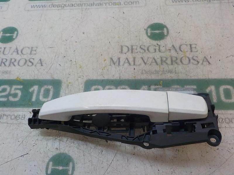 Recambio de maneta exterior trasera izquierda para opel insignia berlina selective referencia OEM IAM 92233089  13577496