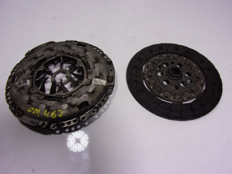 Recambio de kit embrague para volkswagen t6 transporter 2.0 tdi referencia OEM IAM 03L141015N 03L141031L 