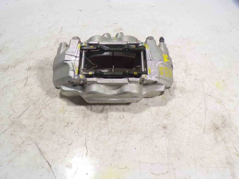 Recambio de pinza freno delantera derecha para toyota hilux (3b/3c/3d) doble cabina referencia OEM IAM 477300K350  