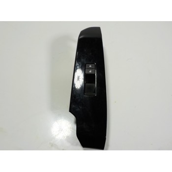 MANDO ELEVALUNAS DELANTERO DERECHO 8481030181 7423153171 