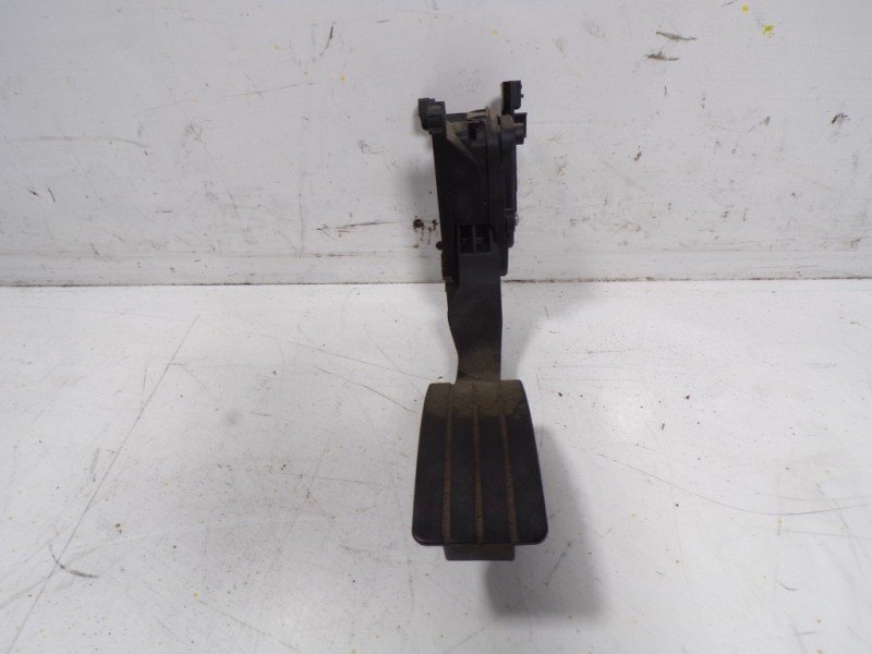 Recambio de potenciometro pedal para dacia logan mcv ii 1.5 dci diesel fap cat referencia OEM IAM 180022703R 180022703R 
