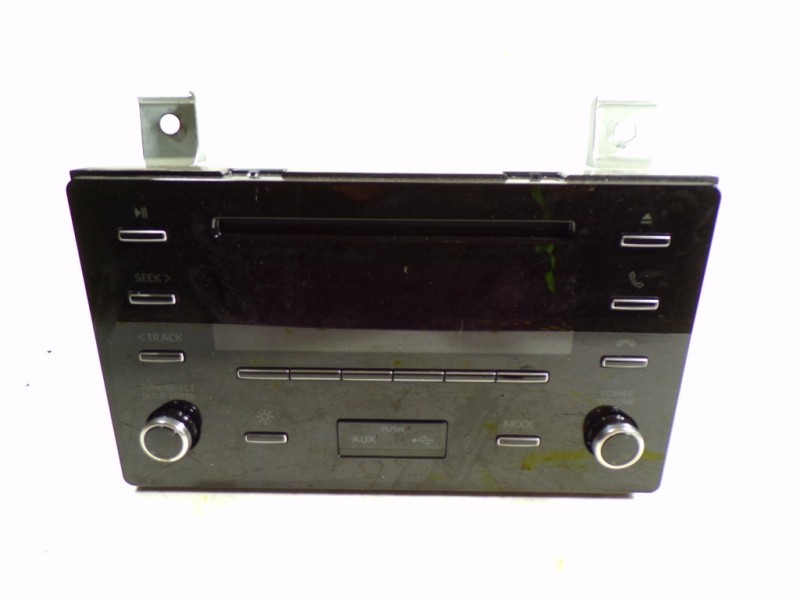 Recambio de sistema audio / radio cd para toyota hilux (3b/3c/3d) doble cabina referencia OEM IAM 861200KE90 861200KE90 12300077