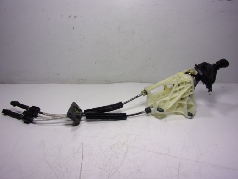 Recambio de palanca cambio para volkswagen t6 transporter 2.0 tdi referencia OEM IAM 7E0711025B 7E0711025B 7E1711877C