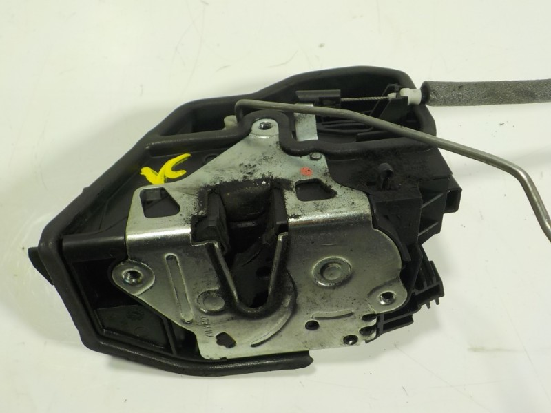 Recambio de cerradura puerta trasera izquierda para bmw x1 (e84) sdrive 20d referencia OEM IAM 51227318413 7229459 