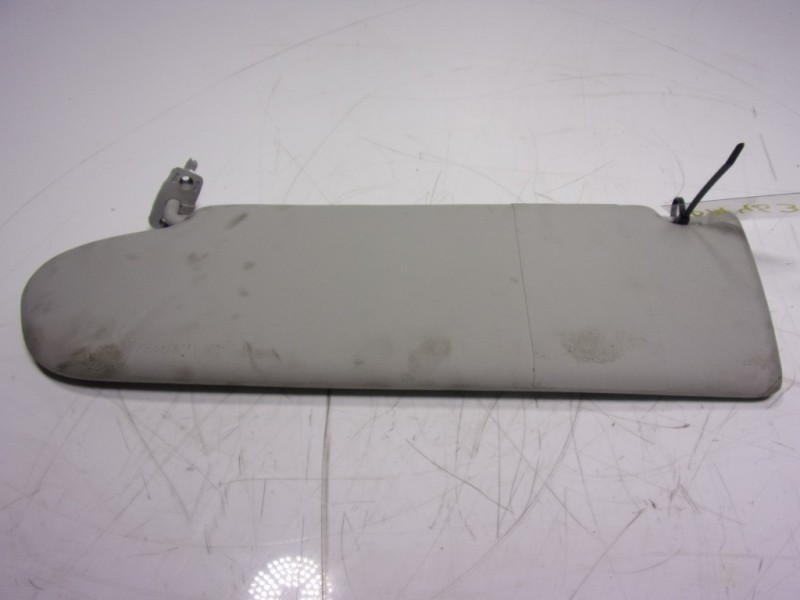 Recambio de parasol izquierdo para volkswagen t6 transporter 2.0 tdi referencia OEM IAM 7E5857551B2F4  