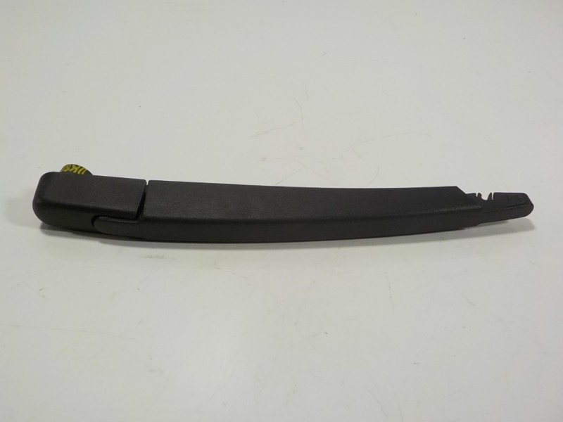 Recambio de brazo limpia trasero para citroën c3 1.2 12v e-vti referencia OEM IAM 6429HE  