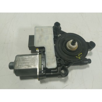 MOTOR ELEVALUNAS TRASERO IZQUIERDO 5Q0959407 5Q0959811D 