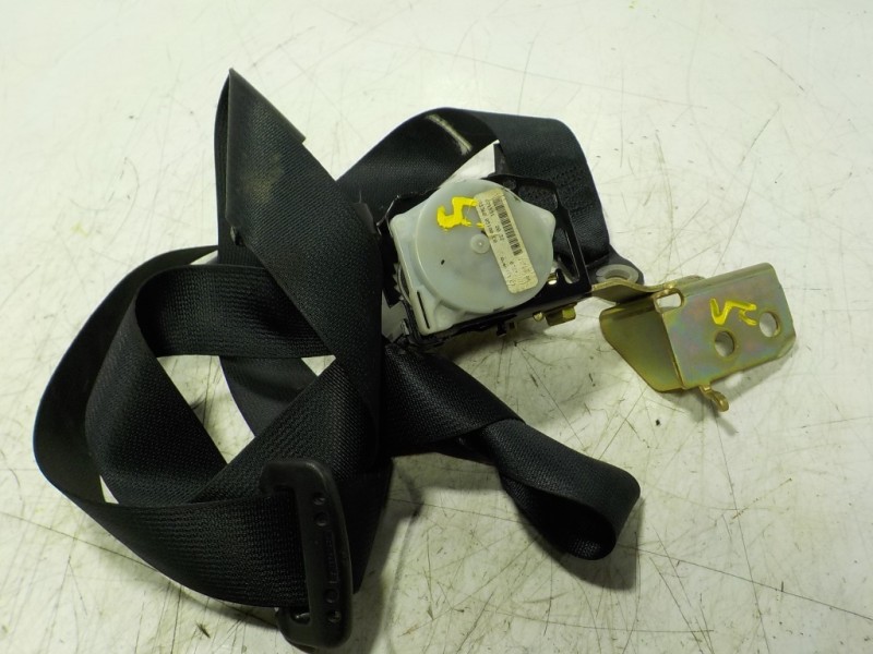 Recambio de cinturon seguridad trasero derecho para toyota avensis berlina (t25) 2.0 turbodiesel cat referencia OEM IAM  7336005