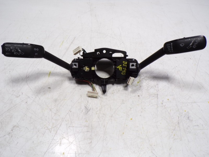 Recambio de mando intermitentes para seat leon (5f1) reference referencia OEM IAM 5Q0953513RIGI 5Q0953507GC 1012603603