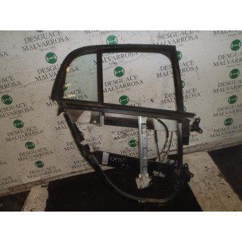 ELEVALUNAS TRASERO DERECHO A4547300408 